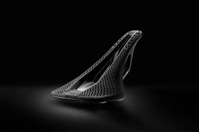 Cadex Amp 3D Saddle in Black-3