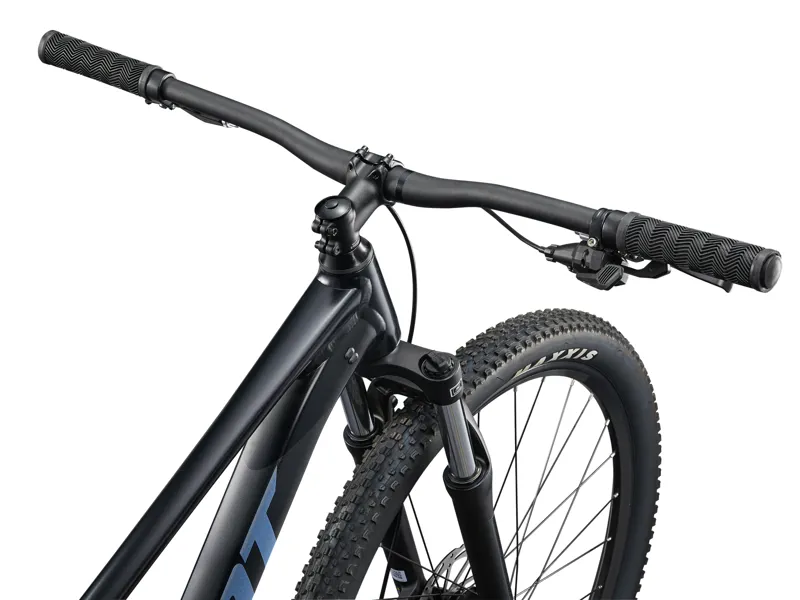 Giant Talon 29 4 Mountain Bike in Black-2