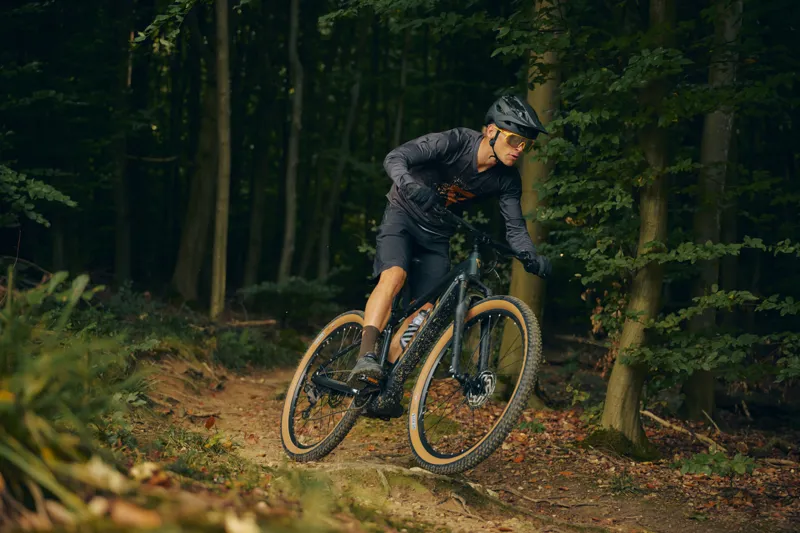 Giant Talon E+ Electric Mountain Bike in Asphalt Green-13